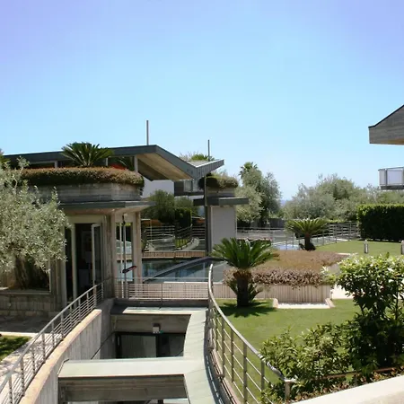 Catania Hills Aparthotel 4*