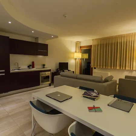 Catania Hills Aparthotel