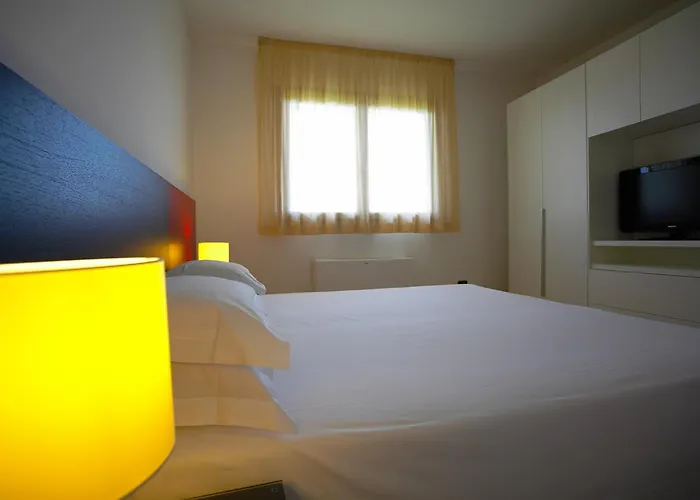 Aparthotel Catania Hills