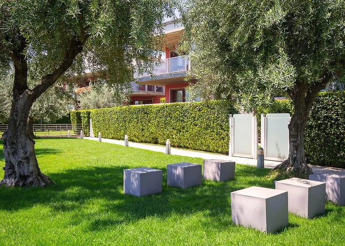 Catania Hills Aparthotel