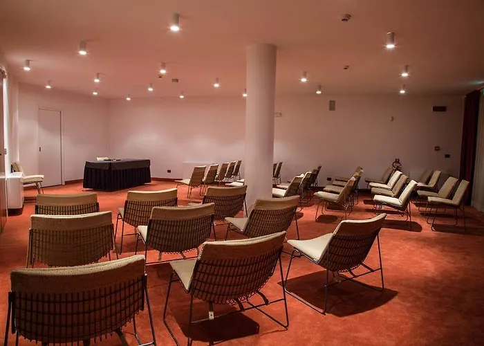 Aparthotel Catania Hills 4*